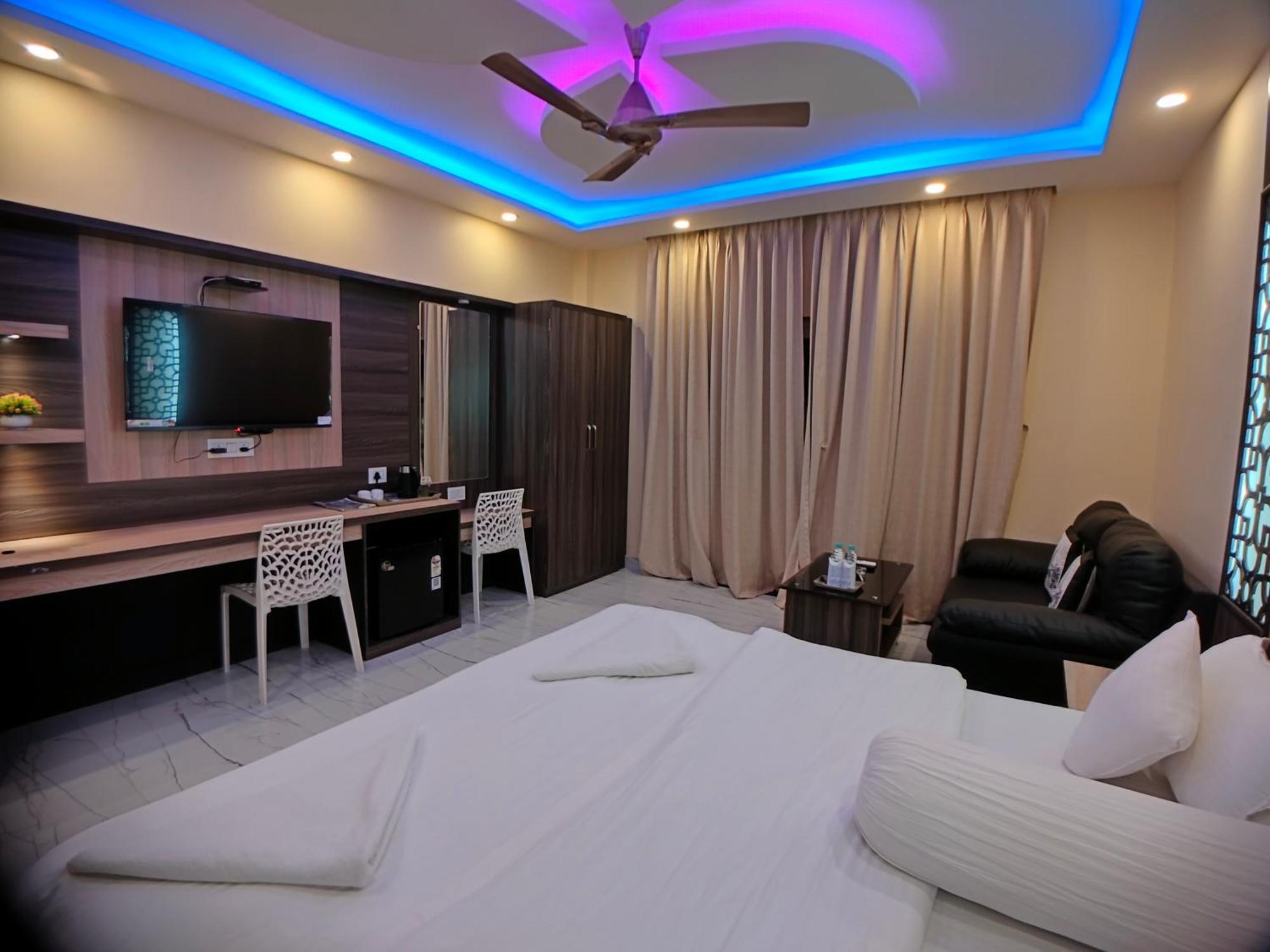 The Triton Beach Resort 만다르모니 외부 사진