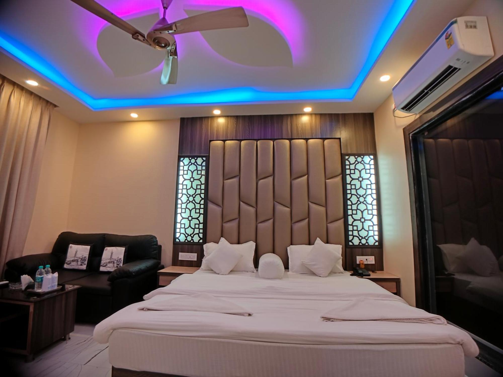 The Triton Beach Resort 만다르모니 외부 사진