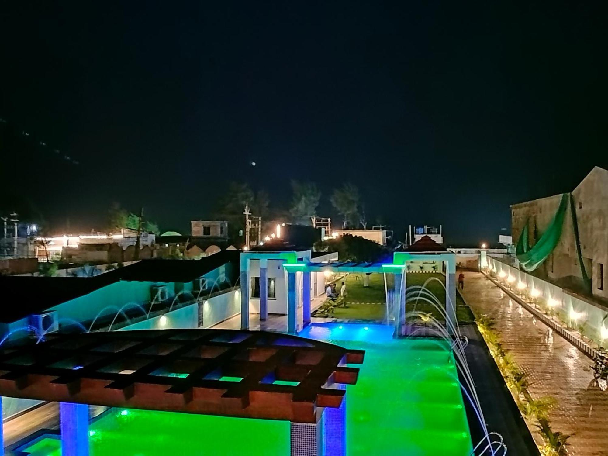 The Triton Beach Resort 만다르모니 외부 사진