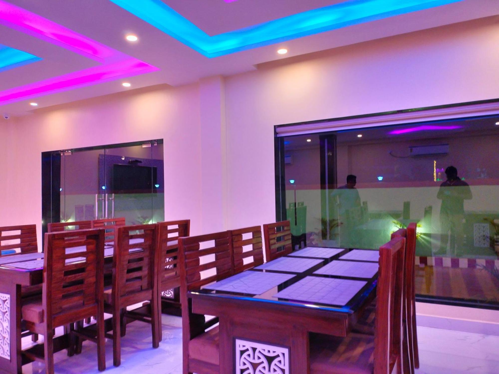 The Triton Beach Resort 만다르모니 외부 사진
