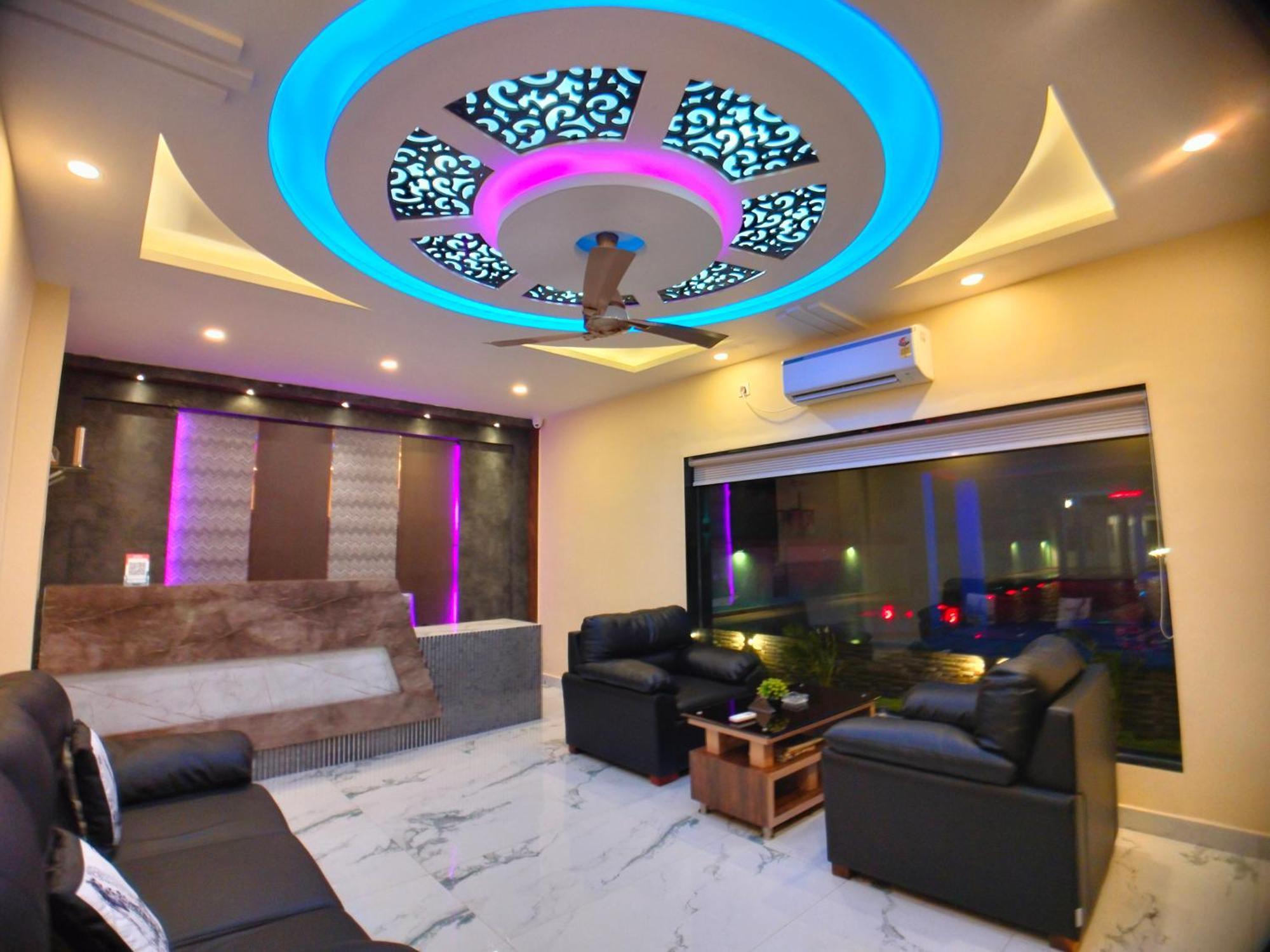 The Triton Beach Resort 만다르모니 외부 사진