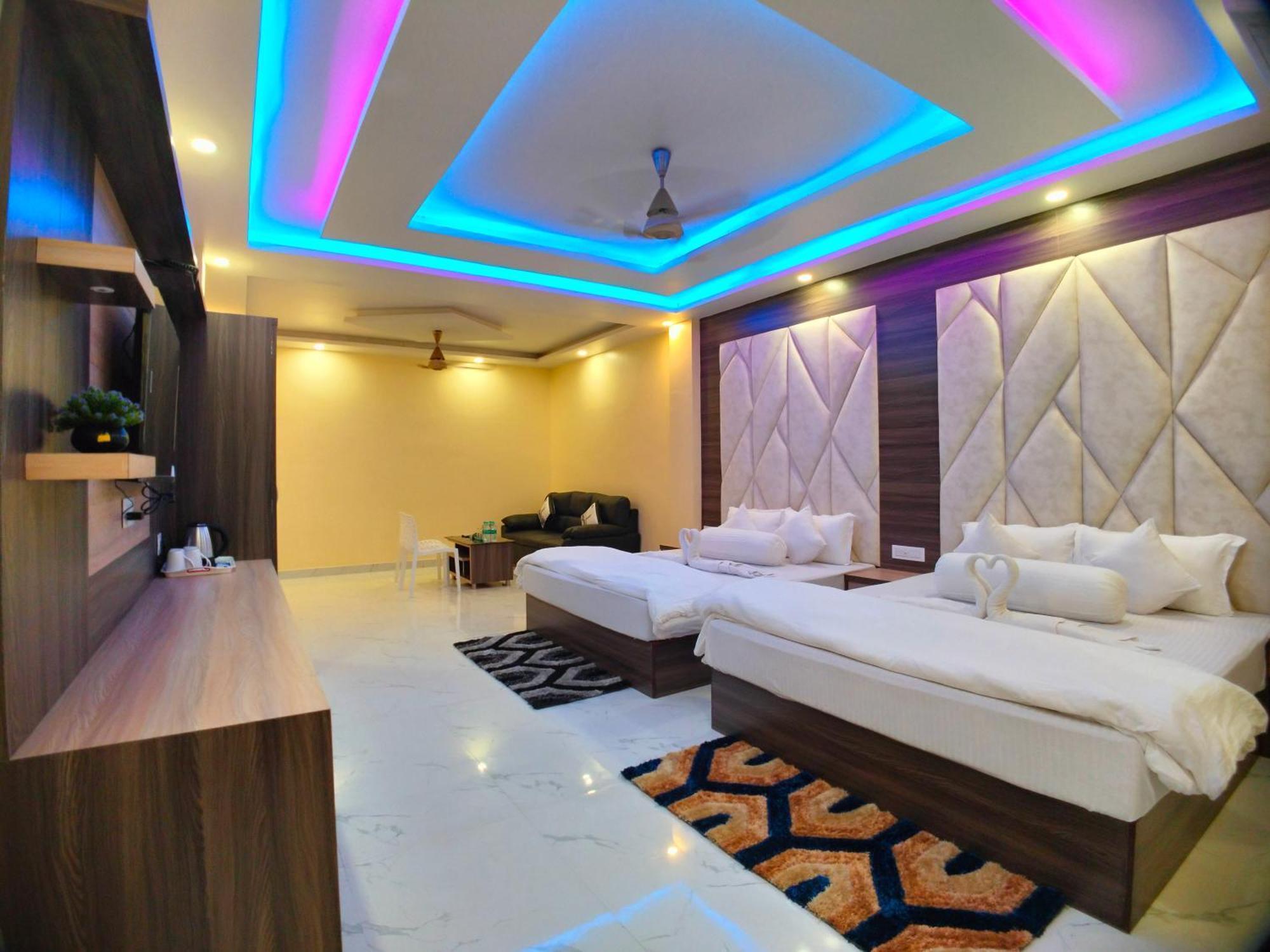 The Triton Beach Resort 만다르모니 외부 사진