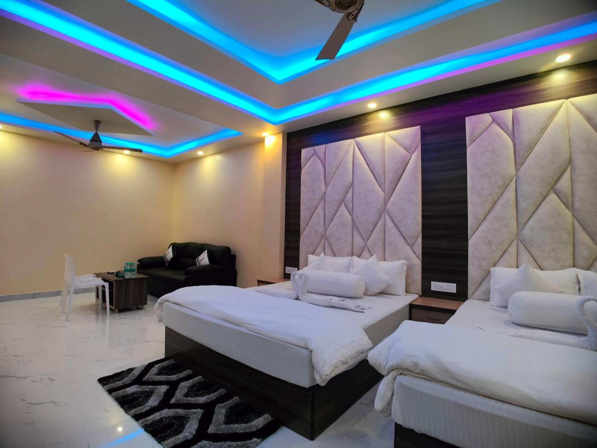 The Triton Beach Resort 만다르모니 외부 사진
