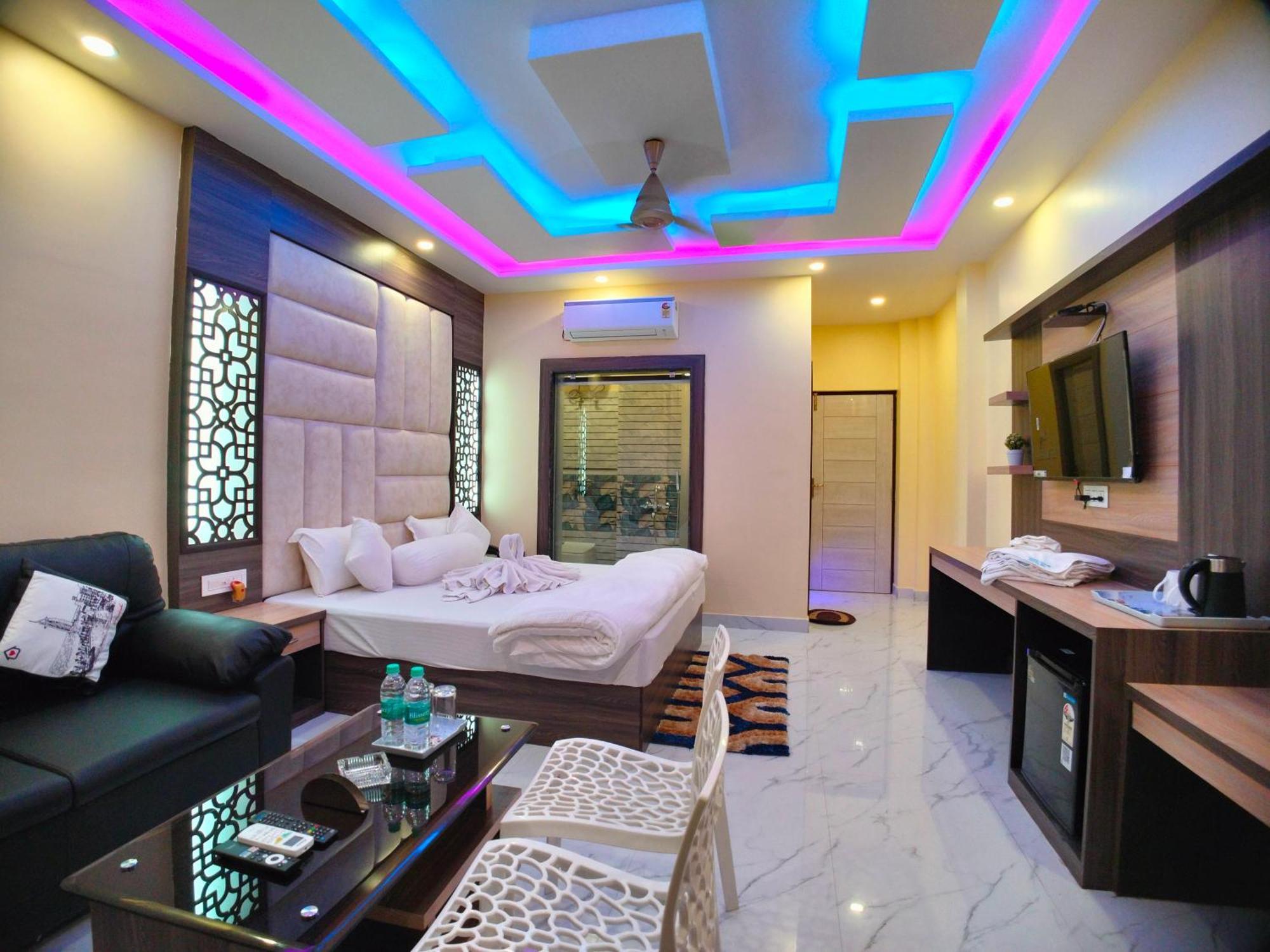 The Triton Beach Resort 만다르모니 외부 사진